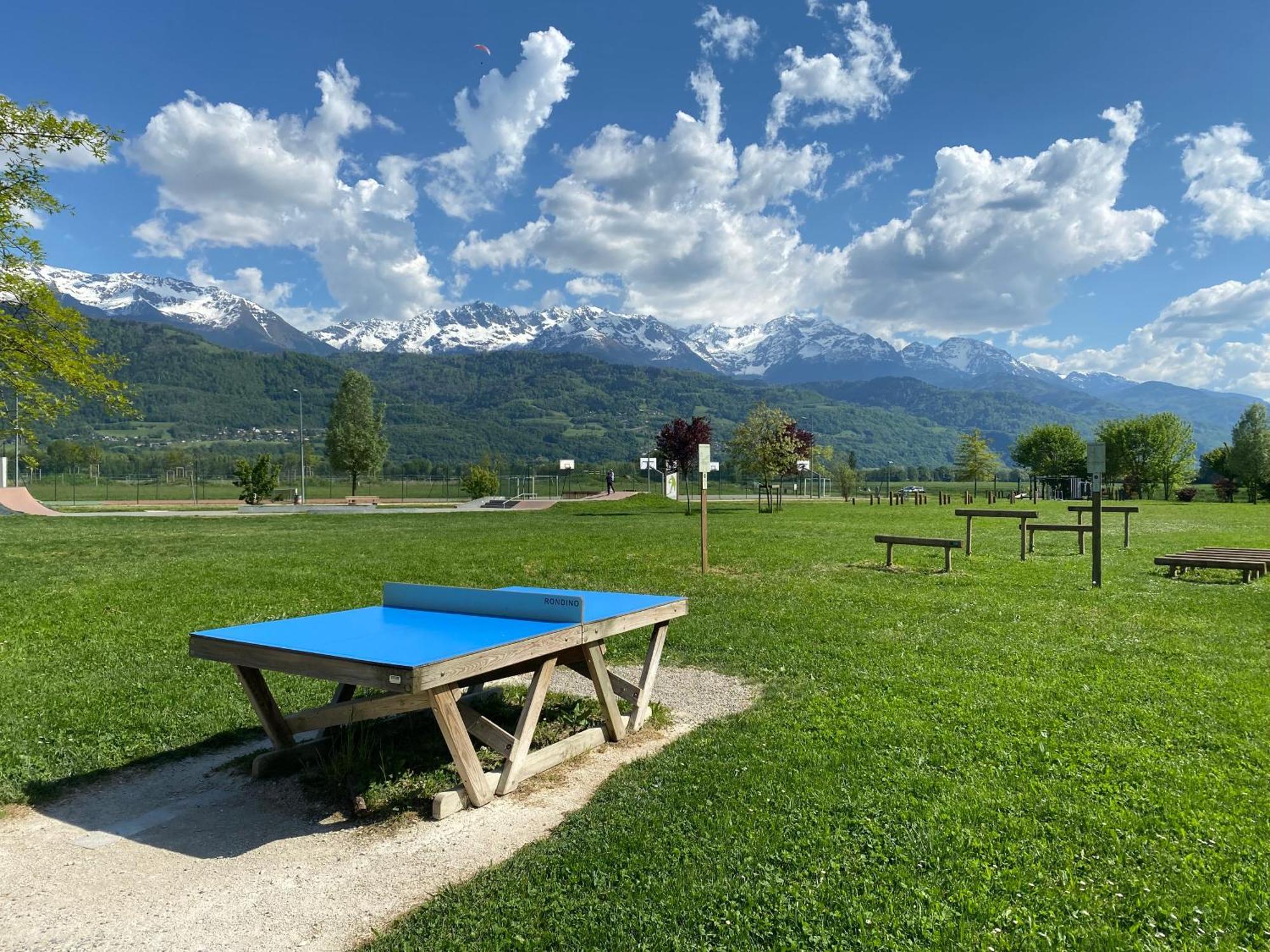 Maison De Village Au Pied De La Montagne Lumbin Екстериор снимка